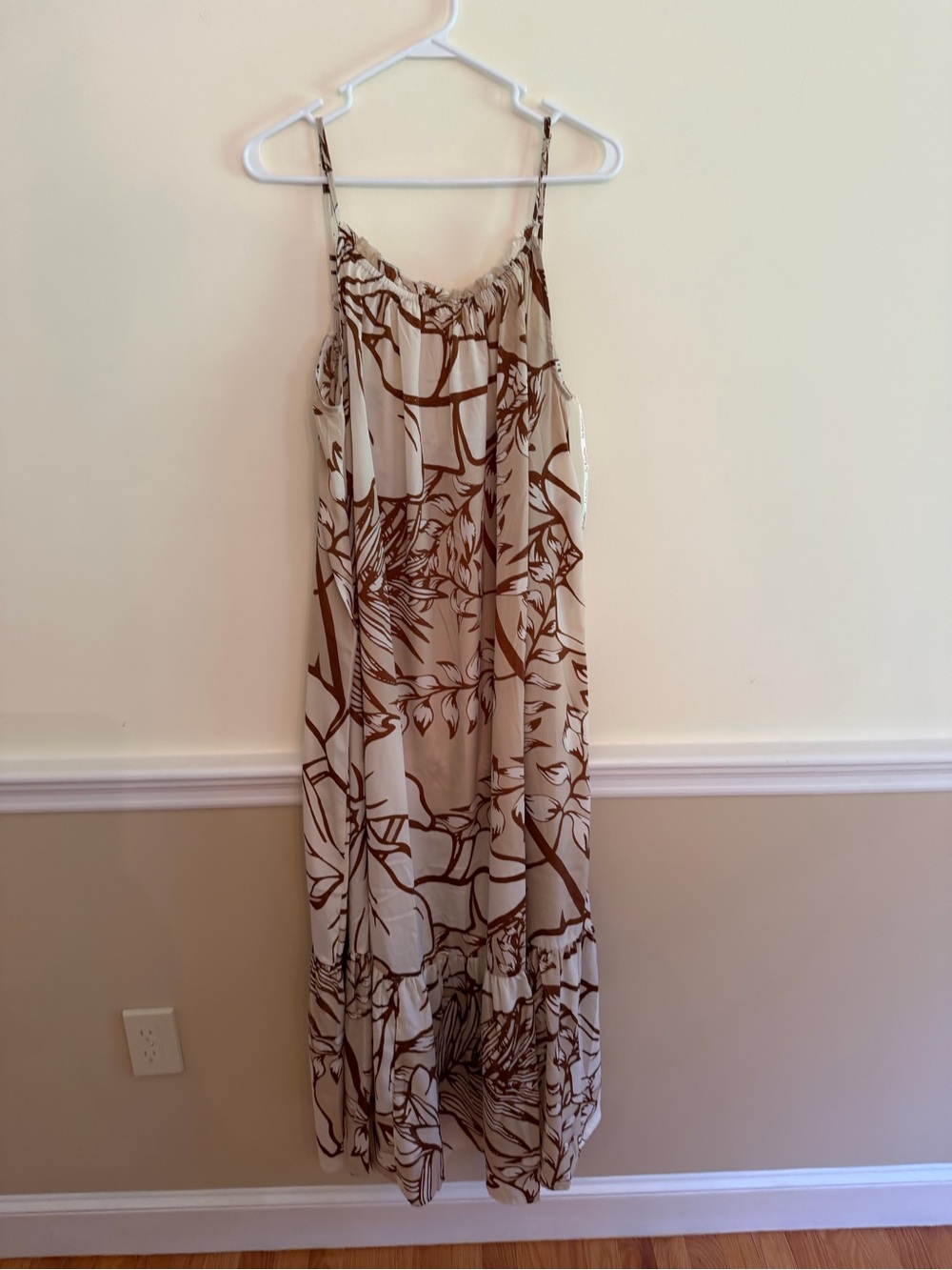 Women's Cream Floral Print Maxi Dress
